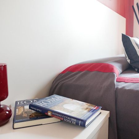 B&B Youbed Superior โรม ภายนอก รูปภาพ