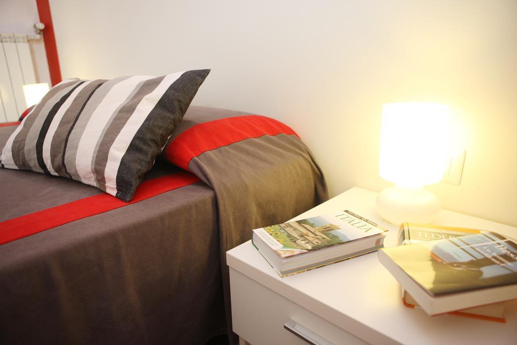 B&B Youbed Superior โรม ภายนอก รูปภาพ